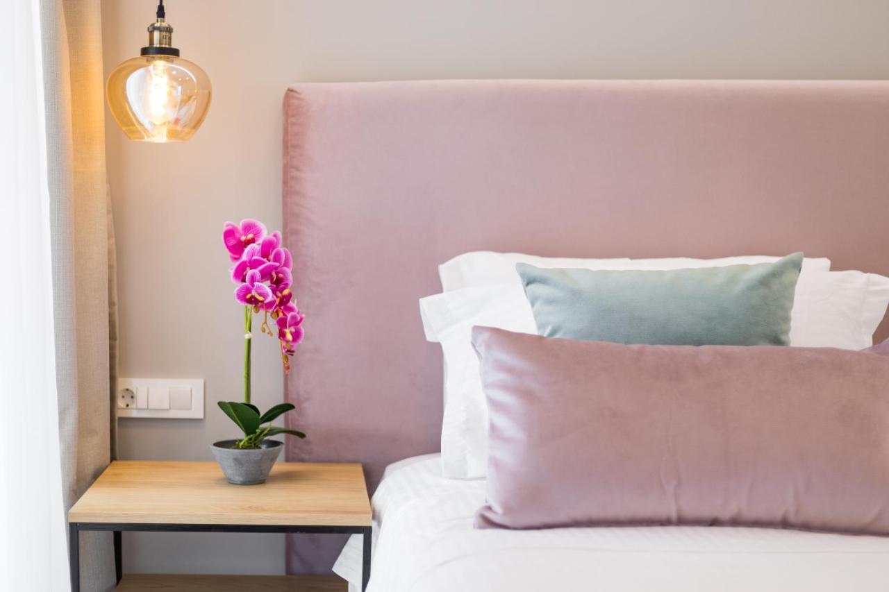 V Luxury Suites Kanálion Zewnętrze zdjęcie