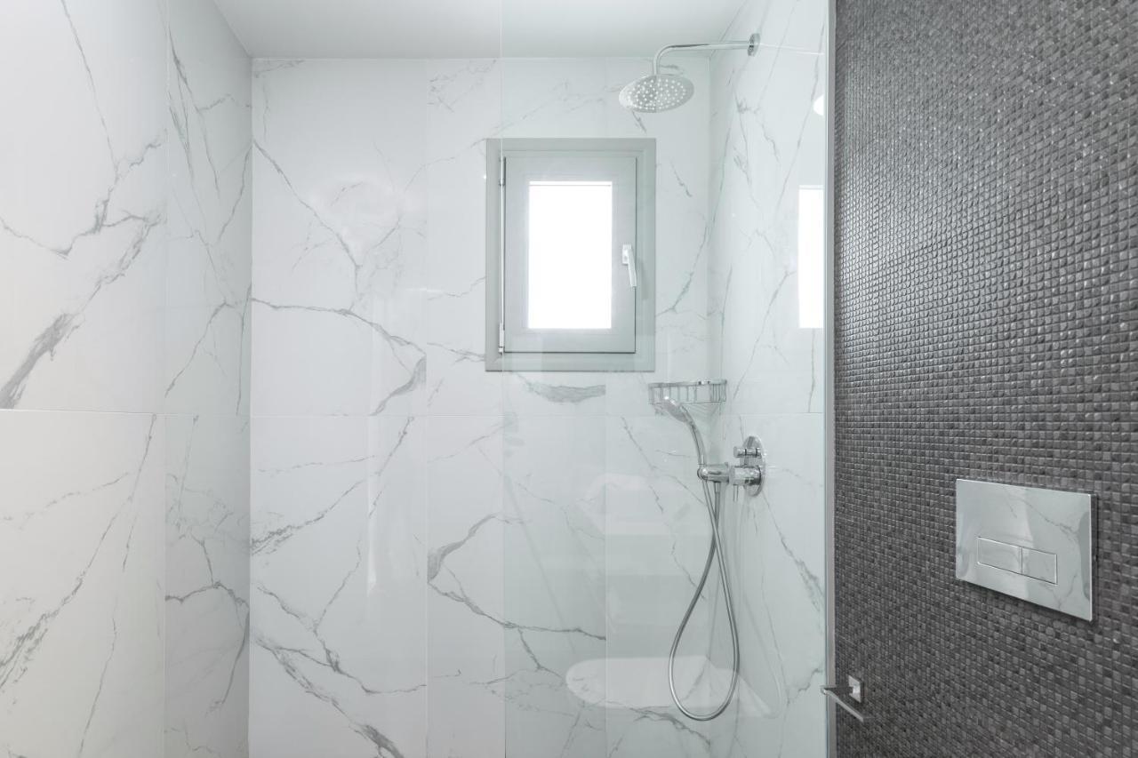 V Luxury Suites Kanálion Zewnętrze zdjęcie