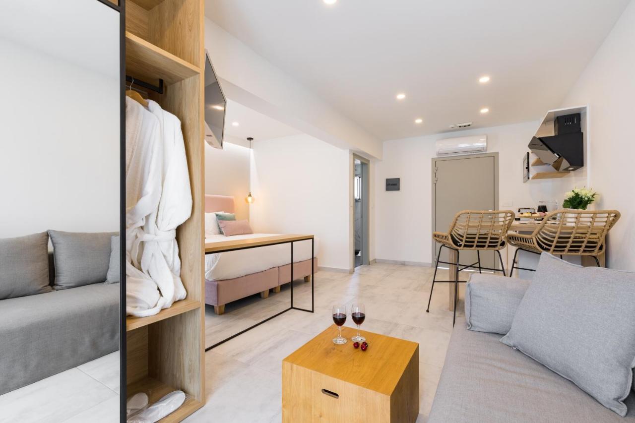 V Luxury Suites Kanálion Zewnętrze zdjęcie